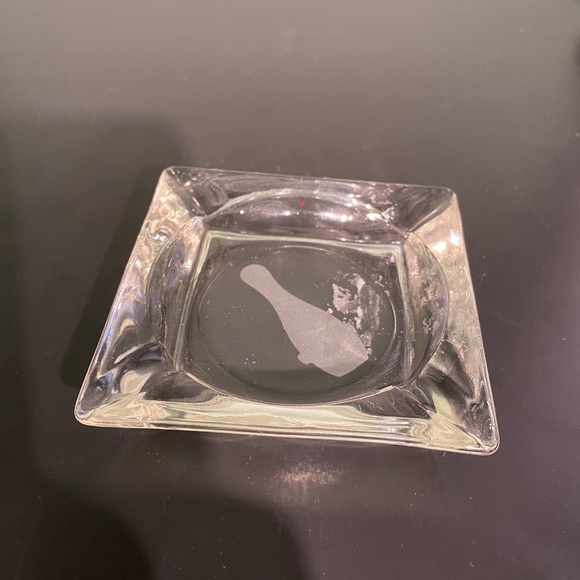 Glass Ashtray - bowling pin - Picture 1 of 3